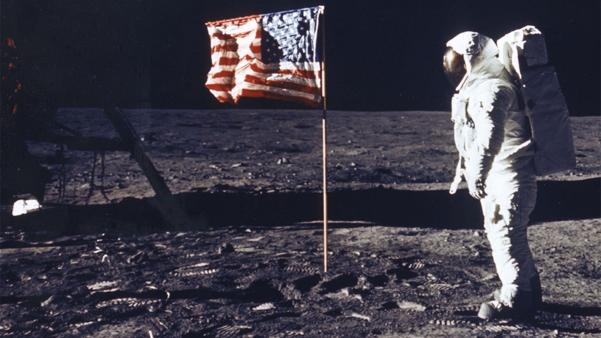 Buzz Aldrin, Moon landing