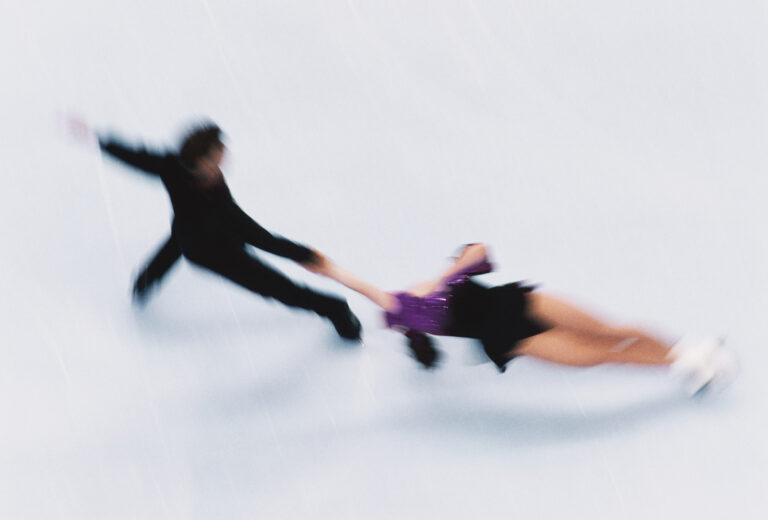 Pairs figure skating
