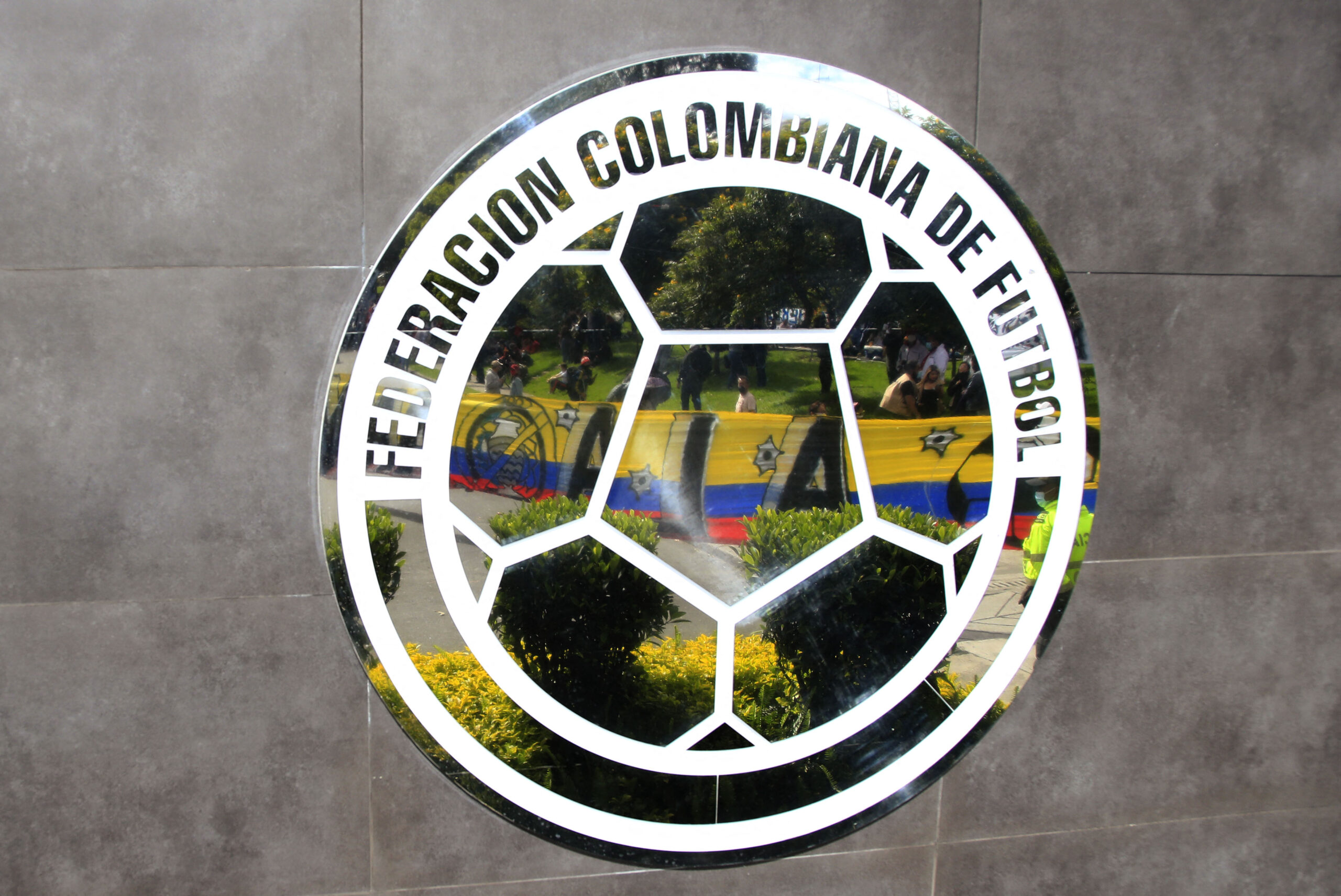 Colombian women's national football team logo